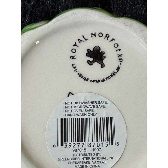 Festive Royal Norfolk Christmas Penguin Ceramic Bowl - Picture 4 of 6